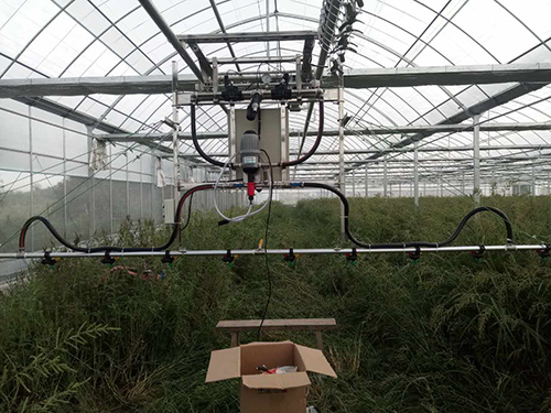溫室大棚中使用噴灌機(jī)的好處有哪些？
